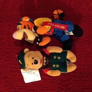 2 Disney store Plush mini bean bag Tigger and Winnie the Pooh